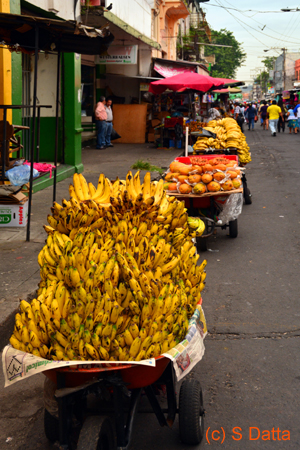 San Salvador - street market